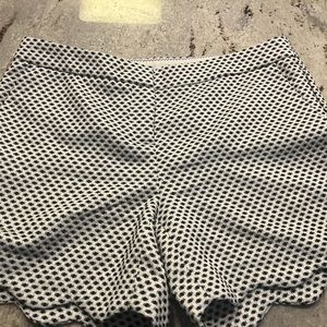 Cynthia Rowley Sz 4 Womens Textured Spotted Scalloped Hem Shorts